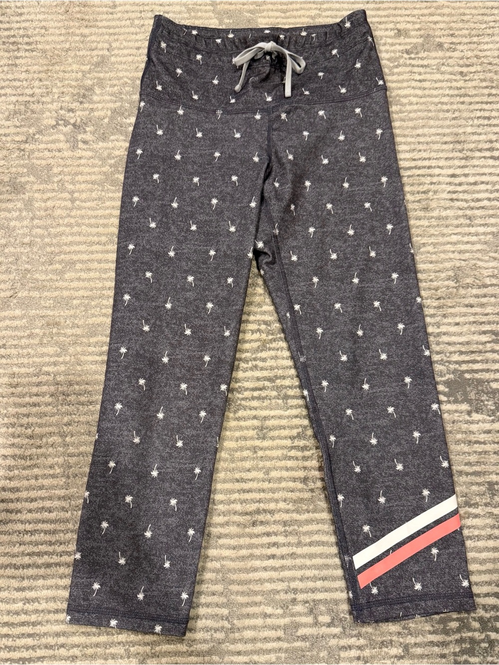 Old Navy Charcoal Palm-Print Leggings with Coral & White Hem Stripes